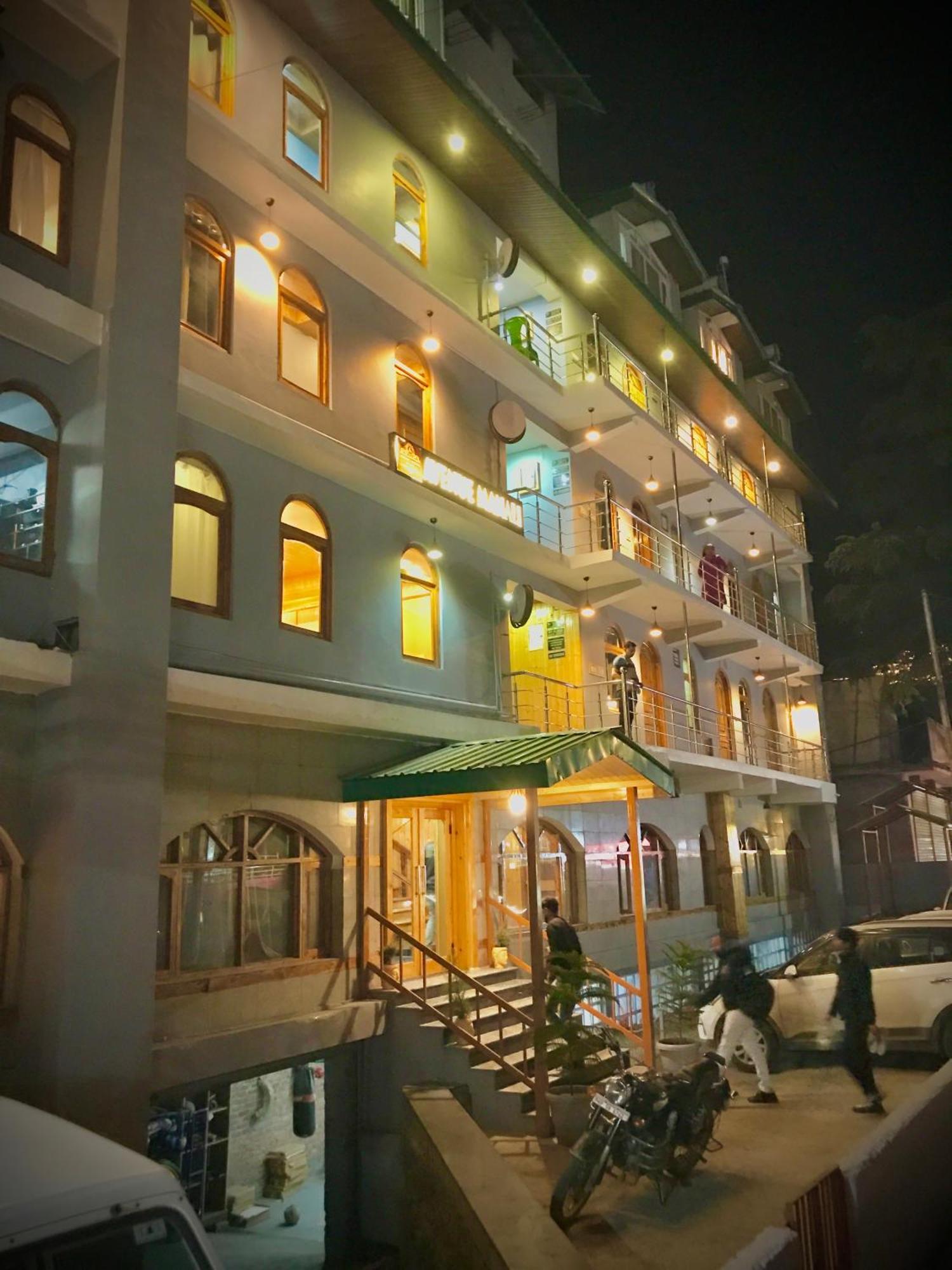 The Avenue Hotel , Manali A River Side Hotel Dış mekan fotoğraf
