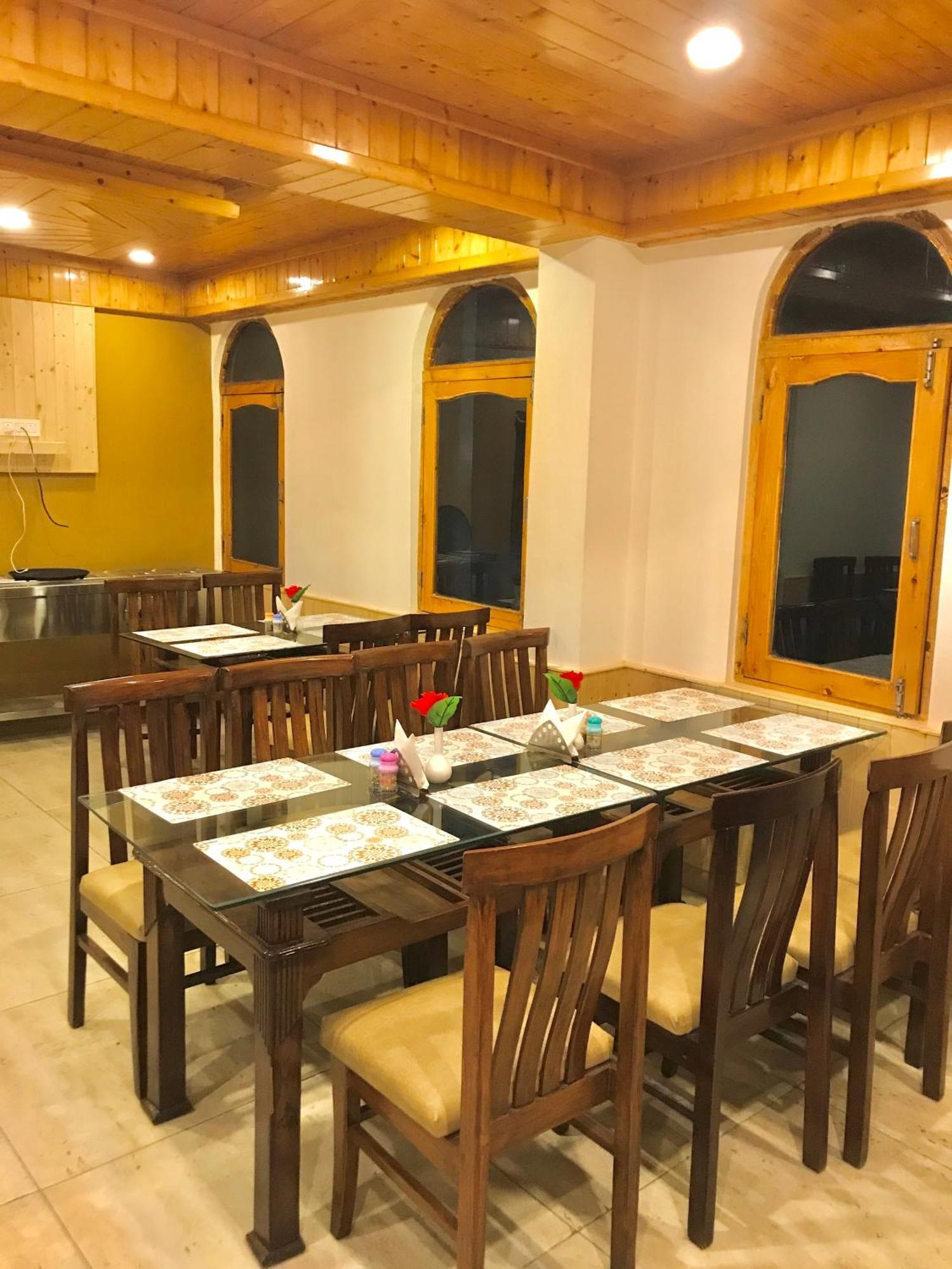 The Avenue Hotel , Manali A River Side Hotel Dış mekan fotoğraf